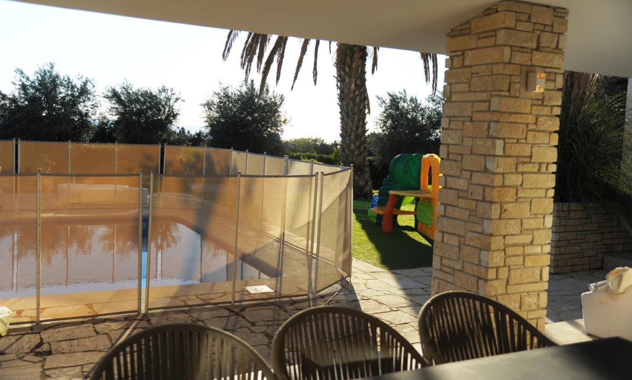 Luxury 6 Bedroom With Privet Pool In Pafos